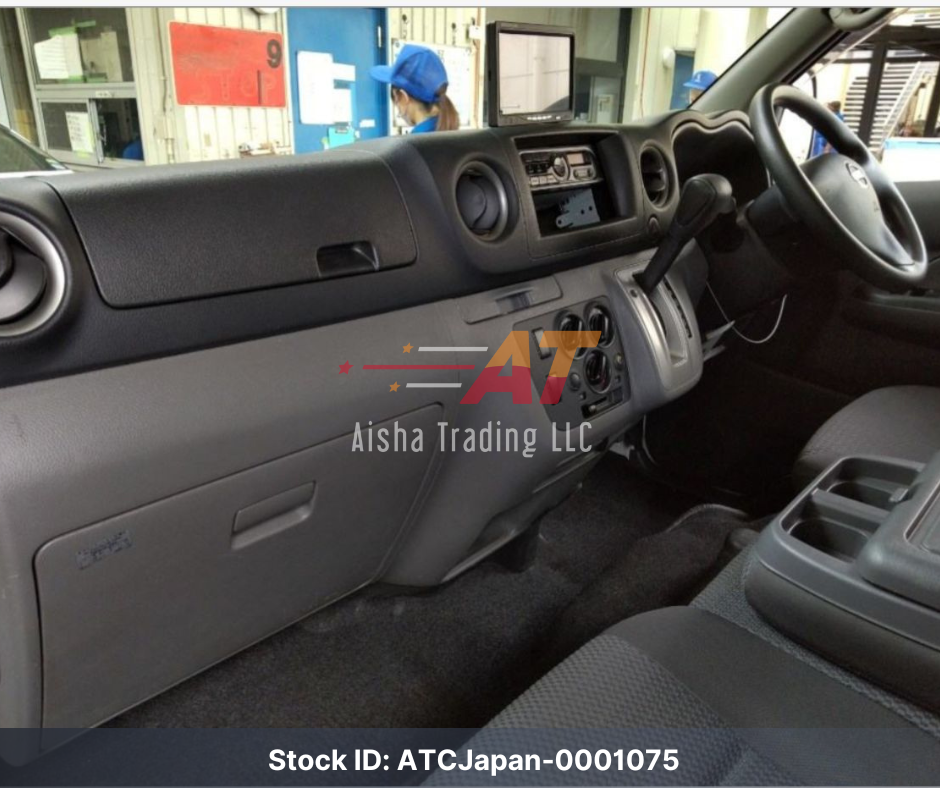 2017 NISSAN CARAVAN VAN NV350